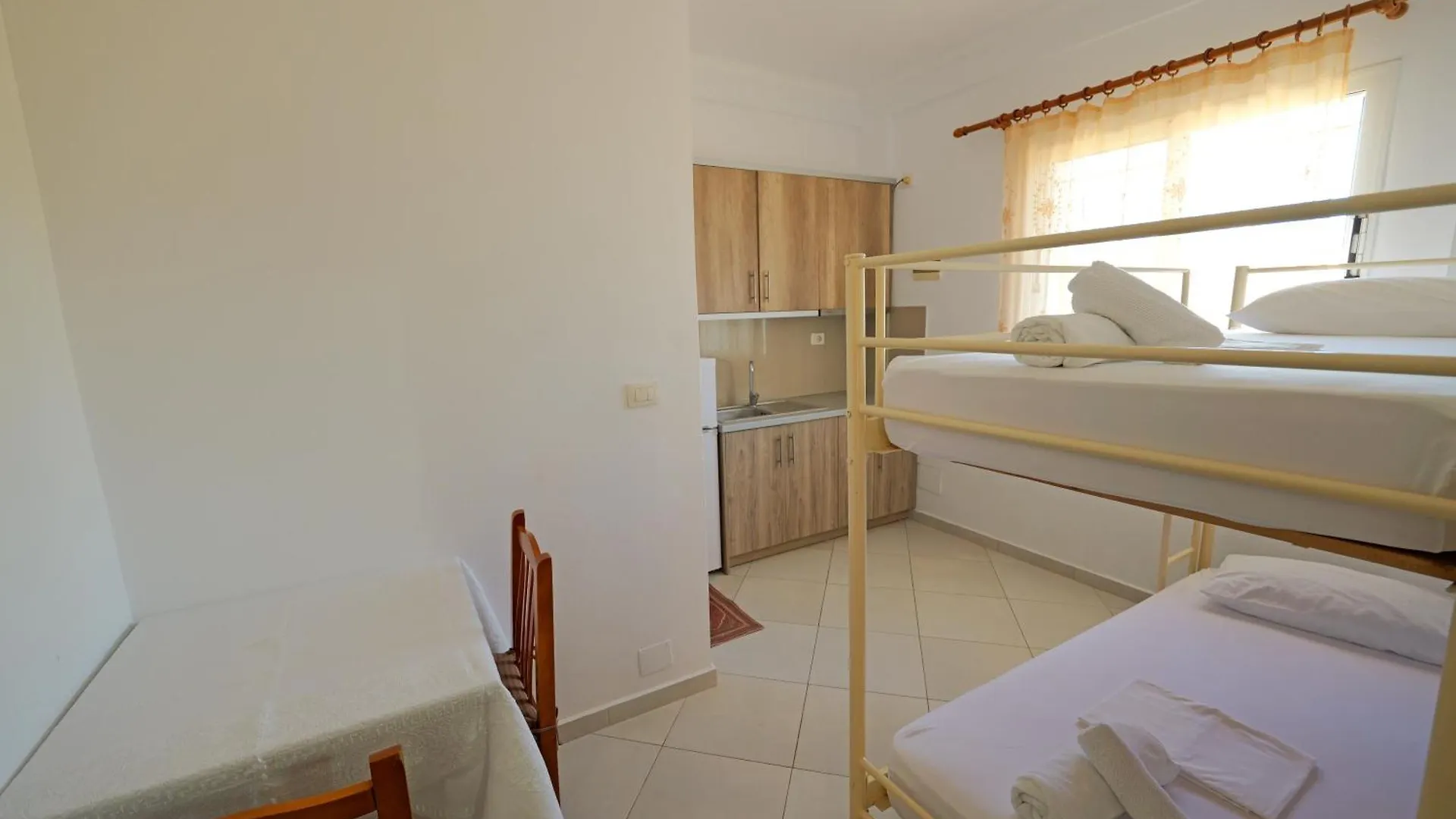 Vila Dura Ksamil
